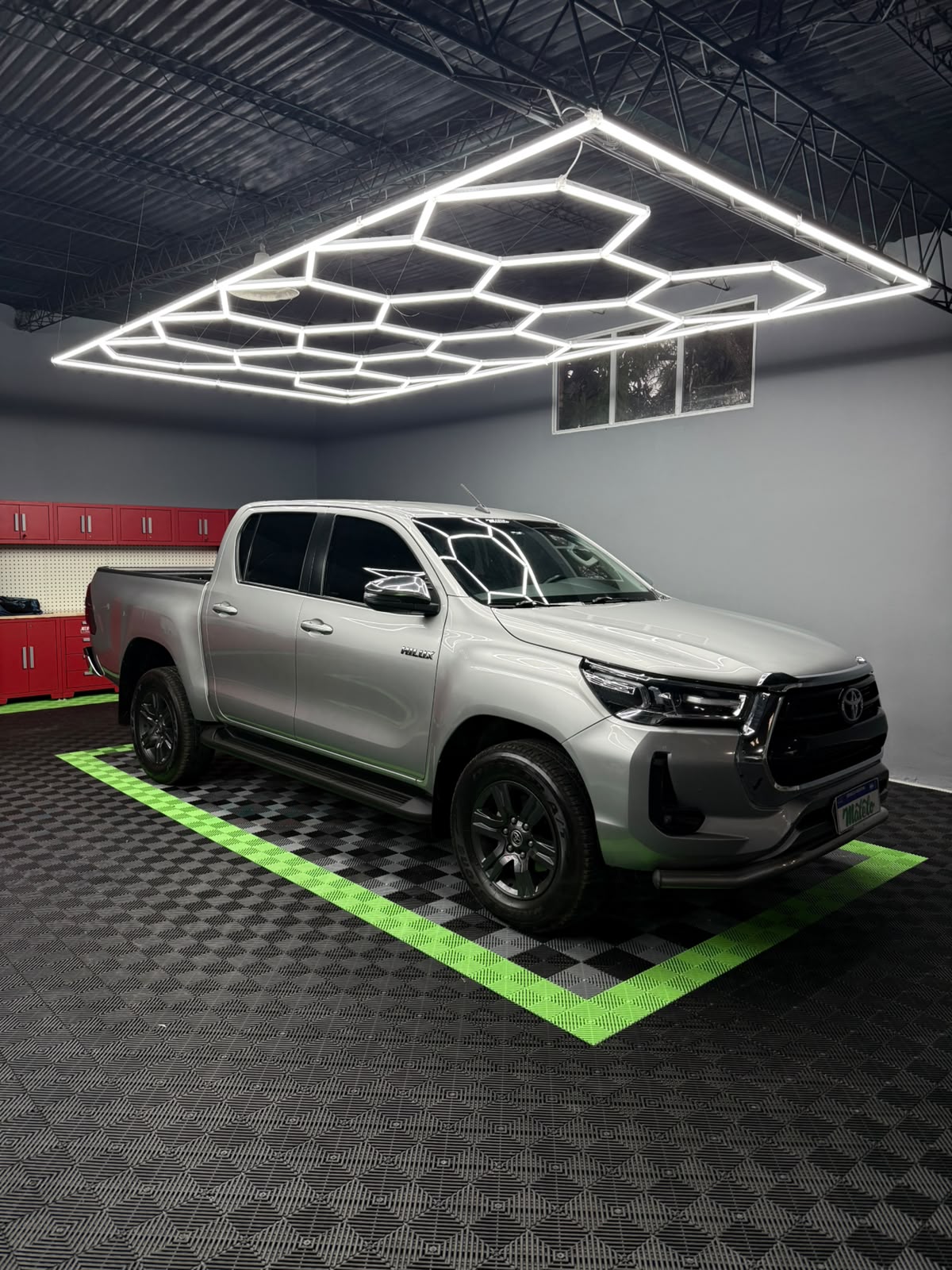 TOYOTA - HILUX  SRV    4X2  - AUTOMÁTICA - 2022